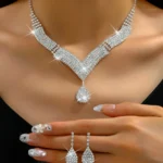 3pcs fashionable rhinestones, water droplets, necklaces, earrings, jewelry sets, women’s wedding accessories